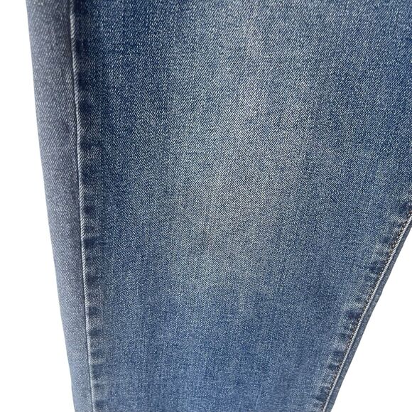 Lucky Brand Men's Size 38 X 32 Medium Wash 410 Athletic Slim Jeans - Picture 4 of 11